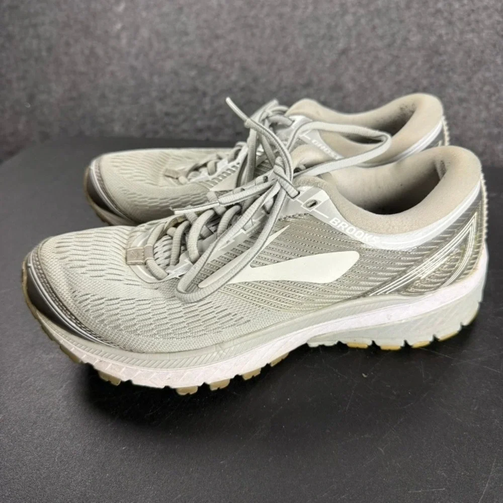 Brooks Ghost 10‎ Running Shoes Women's Size 7 Gray Athletic Sneakers DNA Cushion